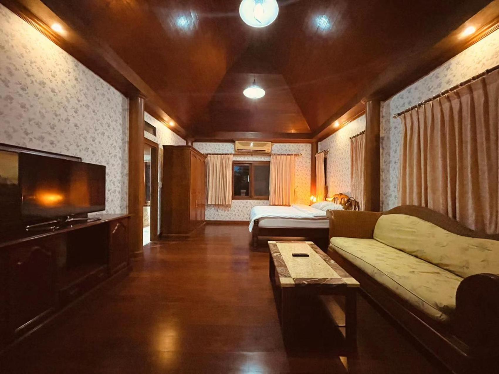 Phoenix Golf 10 Badroom Pool Villa Ban Huai Yai المظهر الخارجي الصورة